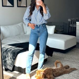 Abercrombie & Fitch Straight Leg ultra high rise Blue Jeans